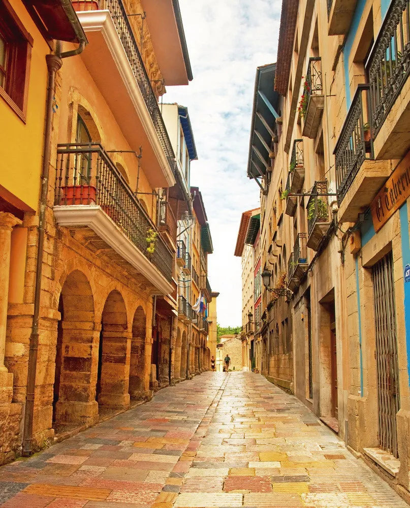 Side street in Italy