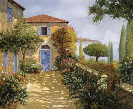 Yard in Italy