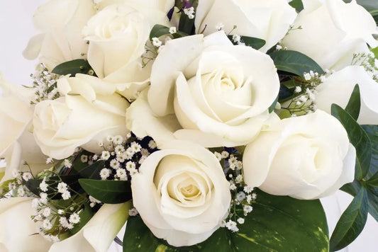 A bouquet of white roses