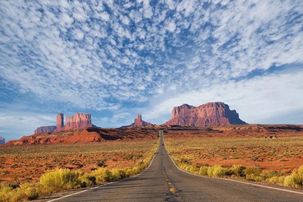 Road to Monument Valley