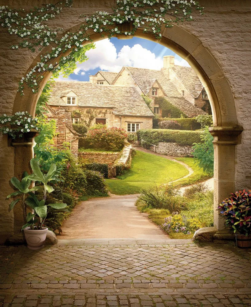 Arch in the courtyard