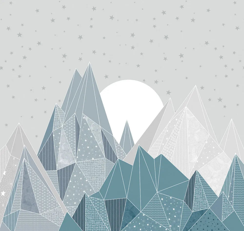 The picture of the sun over the mountains